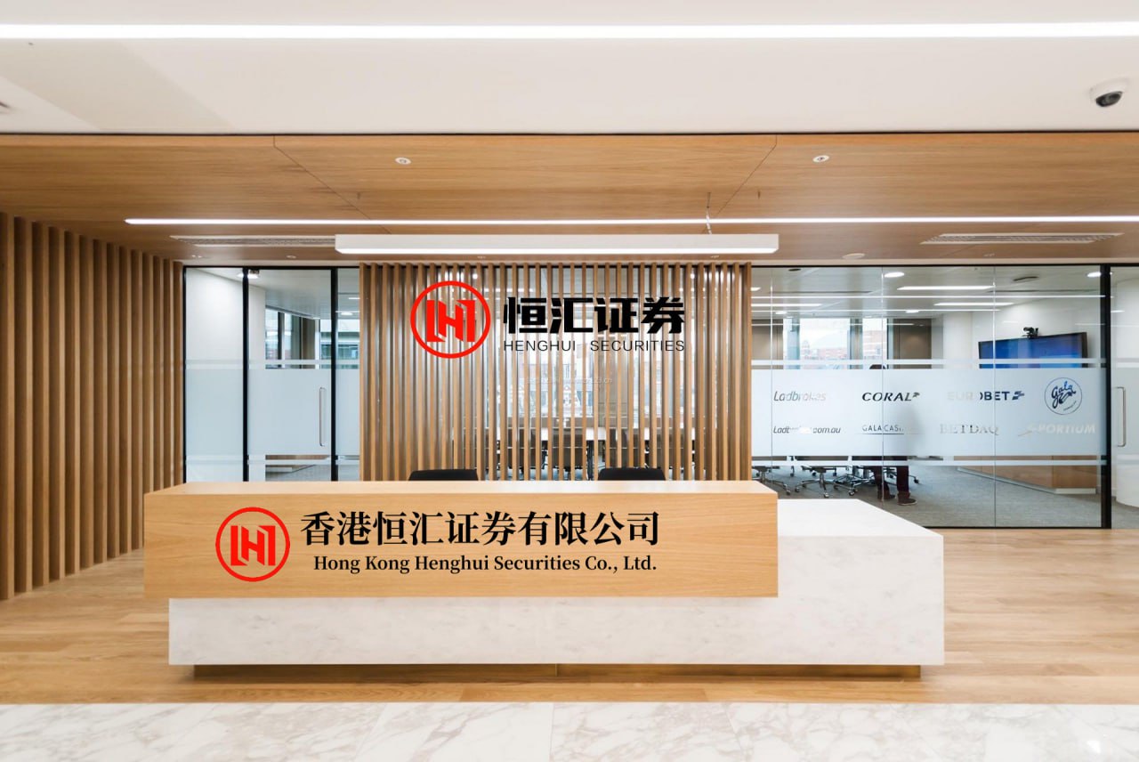 元配网 1949年陈毅急寻上海公安局长，陈赓递上一份档案：老总，他能镇住十里洋场